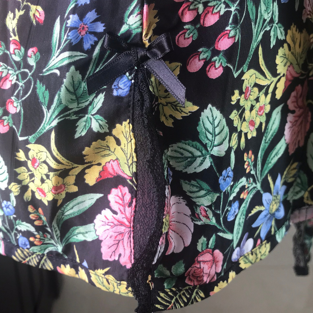 Intimissimi Camisole-Size Large - Picture 6 of 6